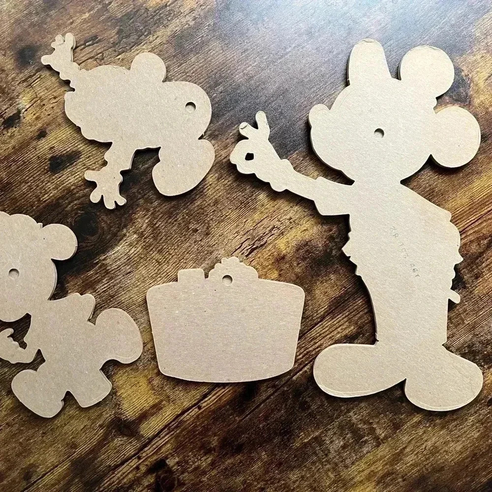 VINTAGE: Walt Disney Productions (199 251 82) classic Mickey Mouse cut outs. - Picture 6 of 8